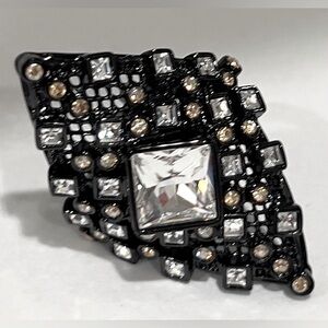 Swarovski statement ring